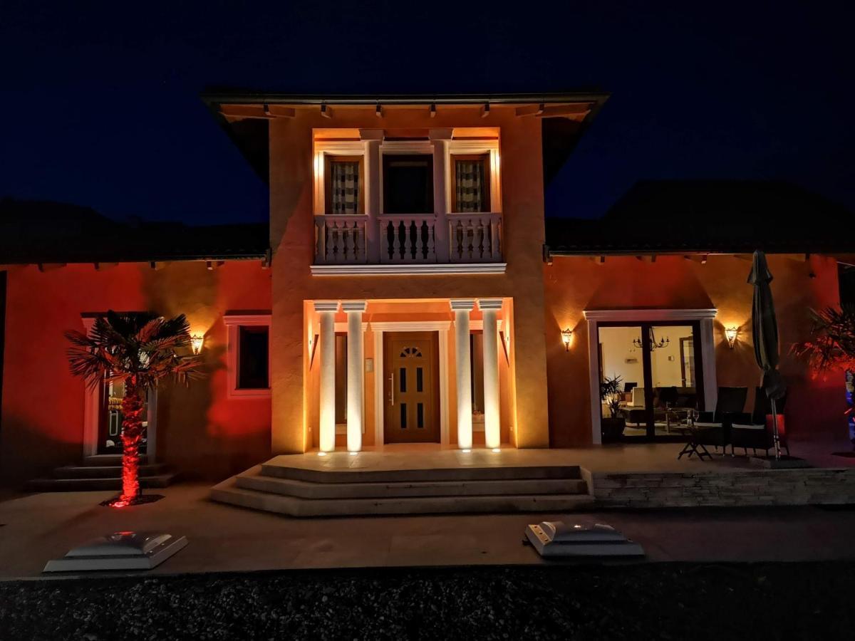 Villa Toscana Steyr Exteriör bild